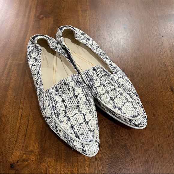 Cole Haan Grand Ambition Amador Flat Snake Print Size 8.5 - Picture 2 of 7